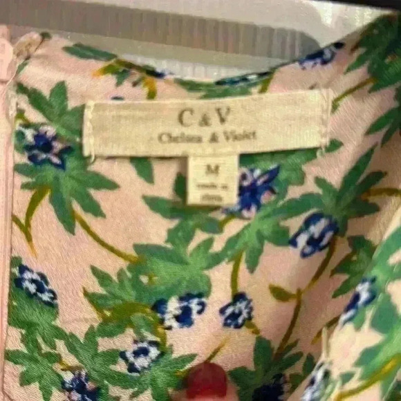 Floral Chelsea & Violet Dress-EUC Size Medium - Picture 3 of 7